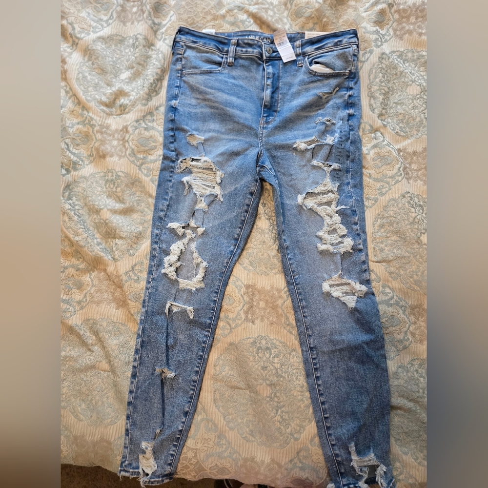 NWT American Eagle Distressed Blue Jeans